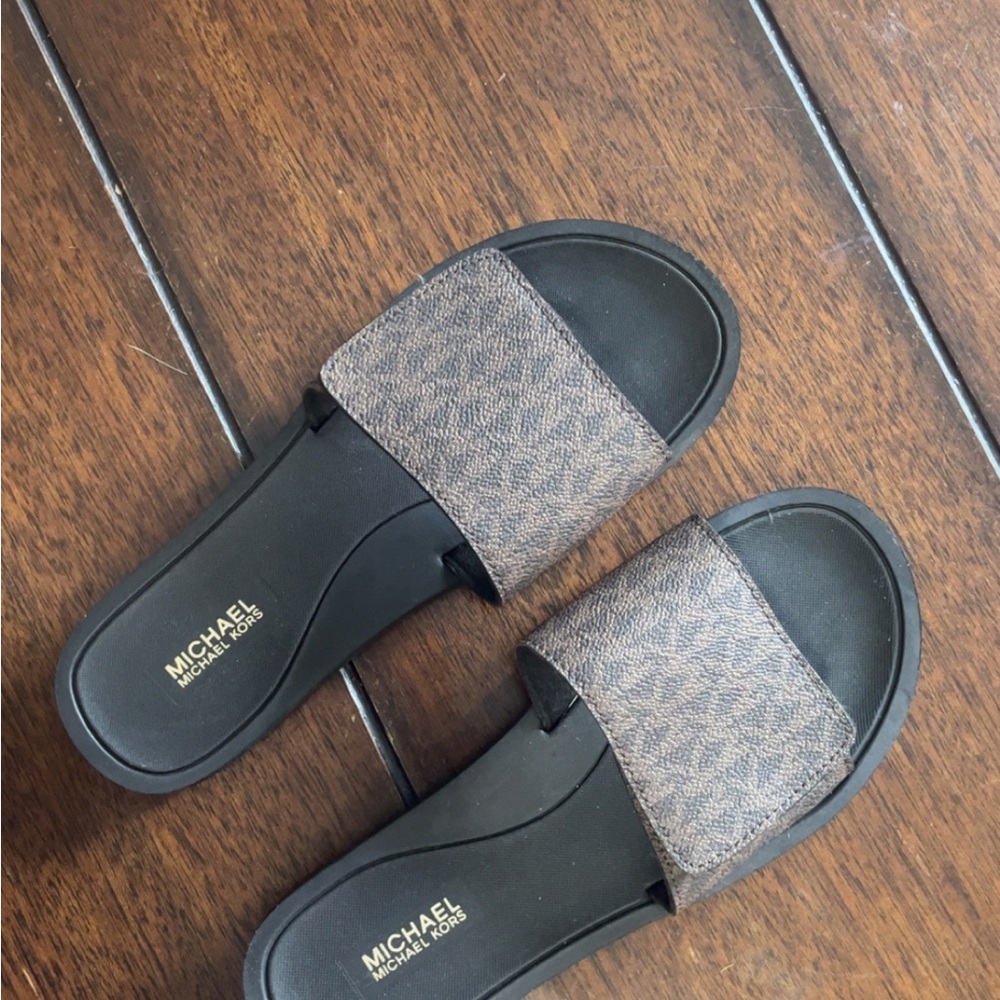 Brand new - never worn! Michael Kors Black and Brown Slide Sandals